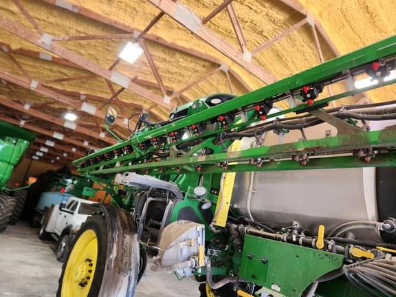 Image of John Deere R4038 equipment image 2