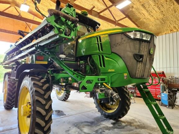 Image of John Deere R4038 equipment image 3