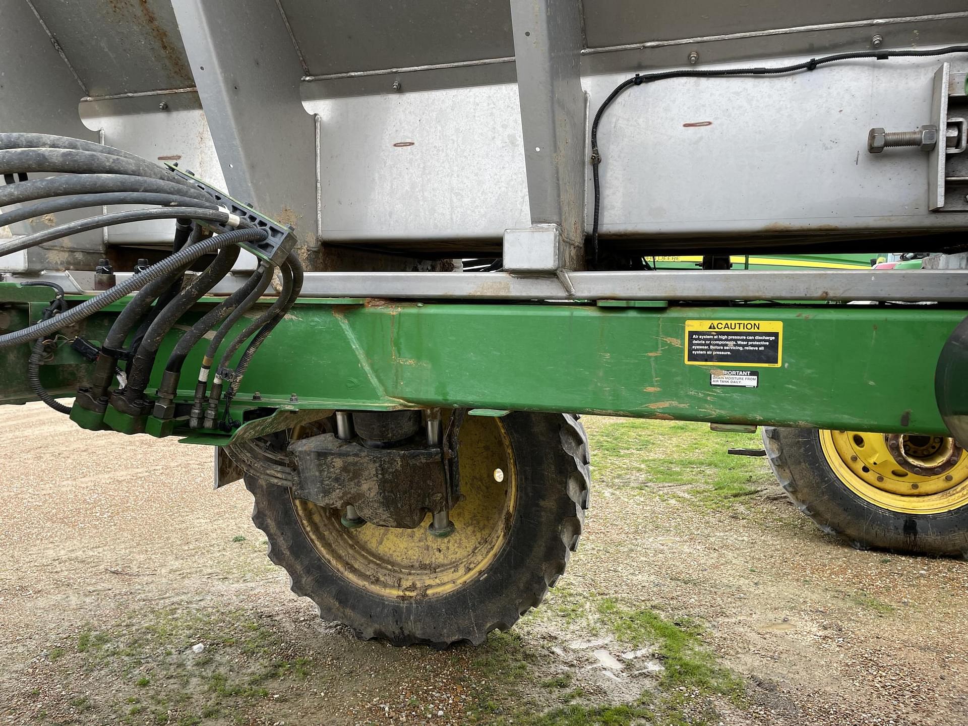 Main image John Deere R4038 5