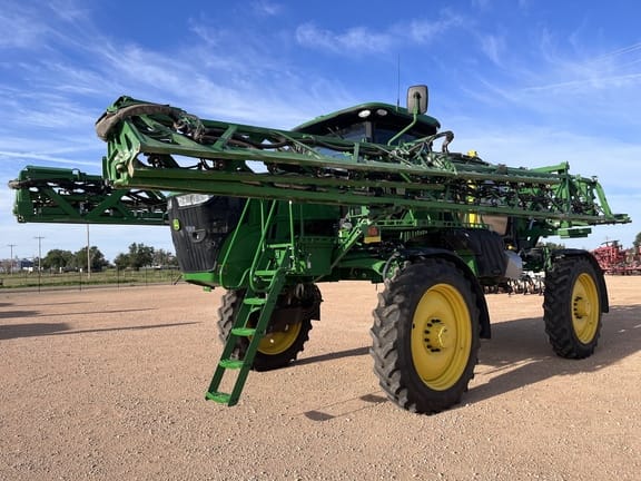Main image John Deere R4038