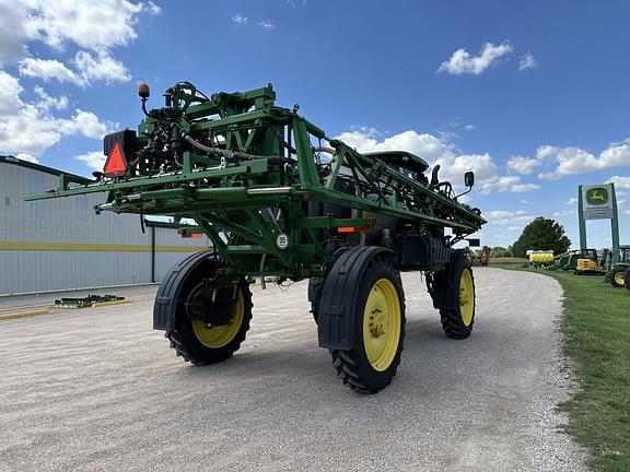 Image of John Deere R4038 equipment image 2