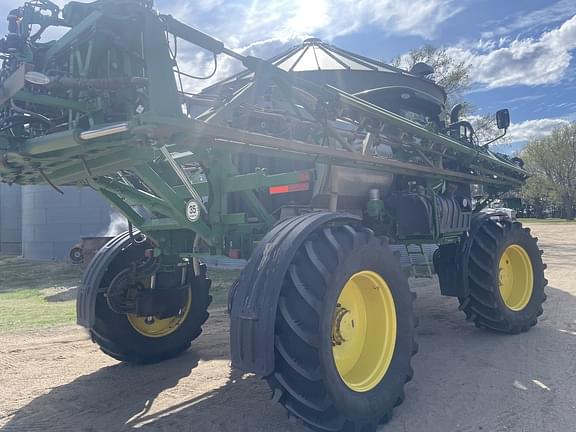 Image of John Deere R4038 equipment image 2