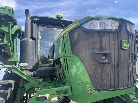 Image of John Deere R4038 equipment image 4