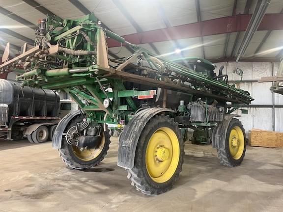 Image of John Deere R4038 equipment image 1