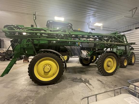 Image of John Deere R4038 equipment image 1