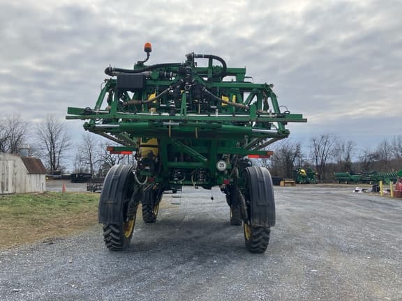 Image of John Deere R4038 equipment image 4