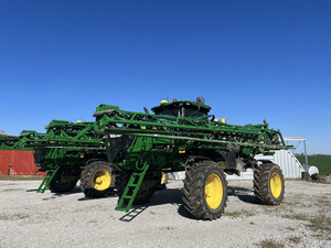 2020 John Deere R4038 Image