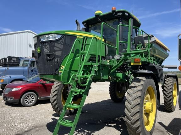 Image of John Deere R4038 equipment image 1