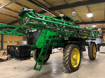 Main image John Deere R4038
