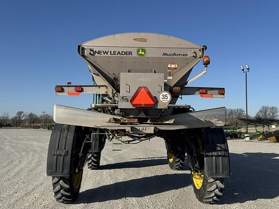 Image of John Deere R4038 equipment image 4