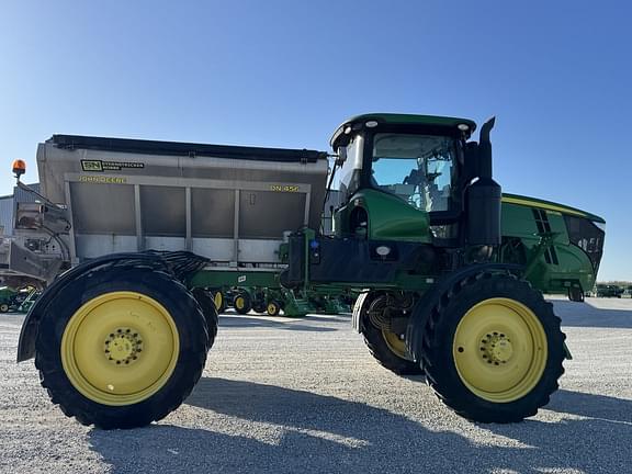 Image of John Deere R4038 equipment image 2