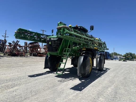 Main image John Deere R4038