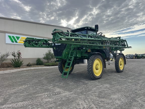 2020 John Deere R4038 Equipment Image0