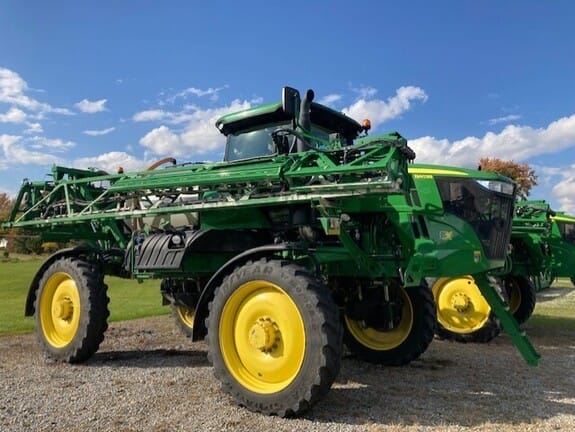 Main image John Deere R4038