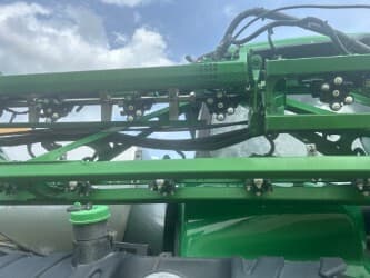 Image of John Deere R4038 equipment image 4