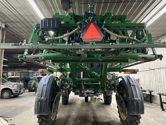 Image of John Deere R4038 equipment image 1