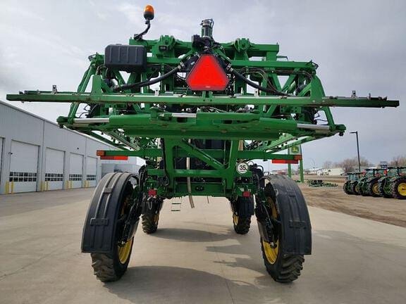Image of John Deere R4038 equipment image 3