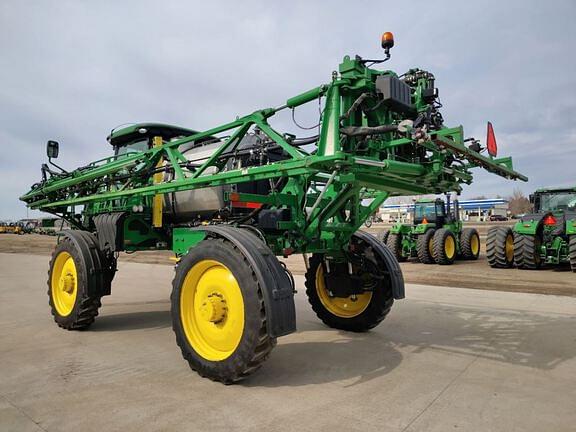 Image of John Deere R4038 equipment image 2