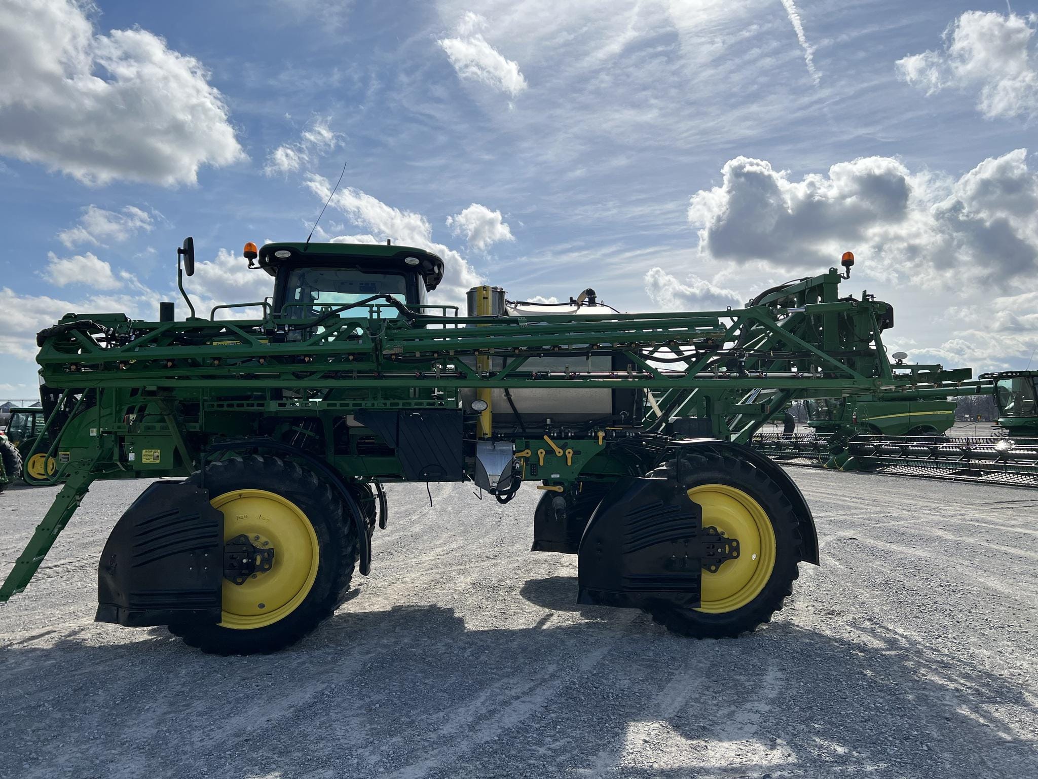 Main image John Deere R4038