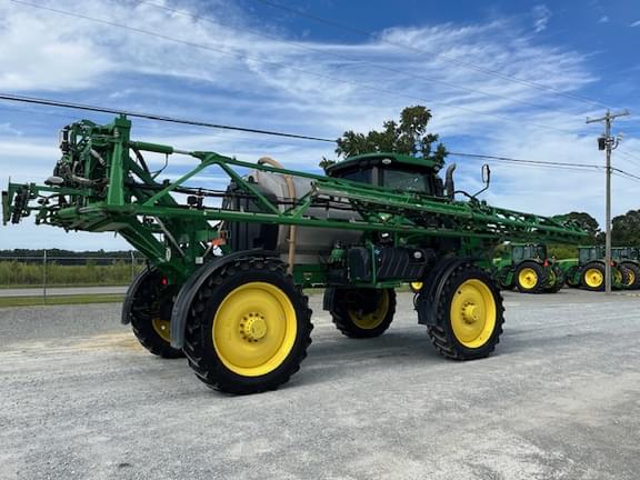 Image of John Deere R4038 equipment image 4