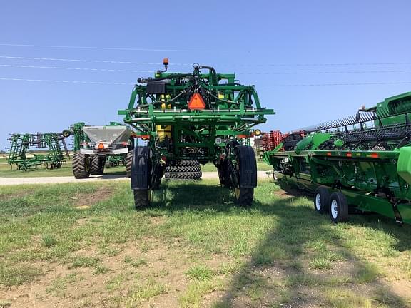 Image of John Deere R4038 equipment image 3