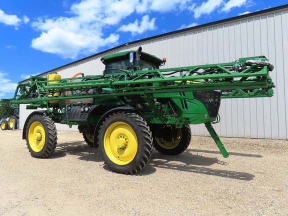 Image of John Deere R4038 equipment image 4
