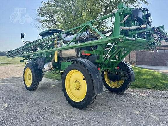 Image of John Deere R4038 equipment image 1