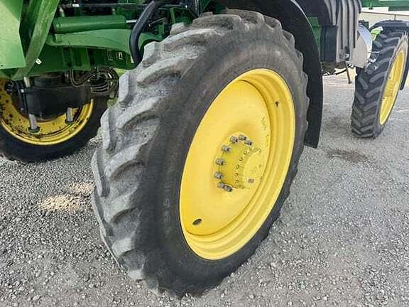 Image of John Deere R4038 equipment image 4