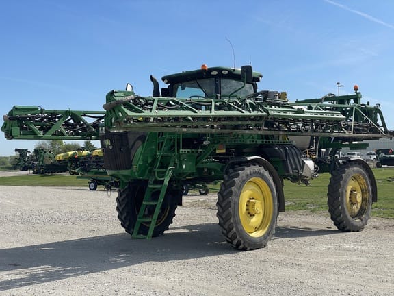 2020 John Deere R4038 Equipment Image0