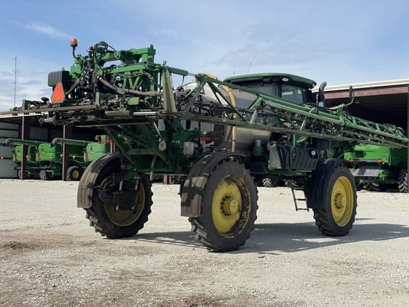 Image of John Deere R4038 equipment image 4