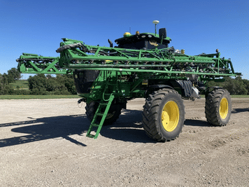 Main image John Deere R4038
