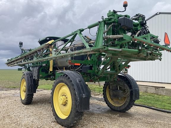 Image of John Deere R4038 equipment image 3