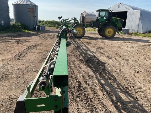 Image of John Deere R4038 equipment image 3