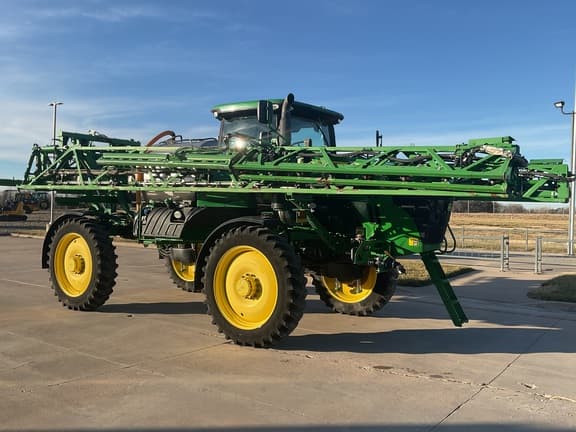 Image of John Deere R4038 equipment image 3