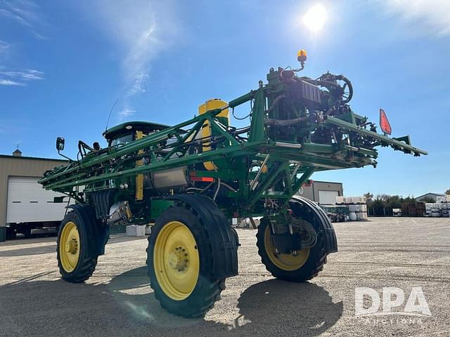 Image of John Deere R4038 equipment image 4