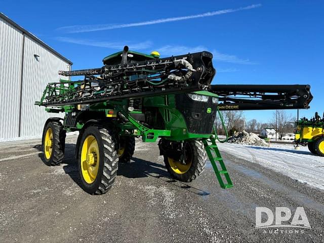 Image of John Deere R4038 equipment image 4