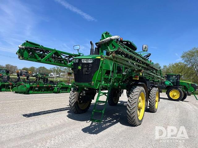 Image of John Deere R4038 equipment image 1