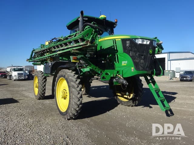 Image of John Deere R4038 equipment image 1