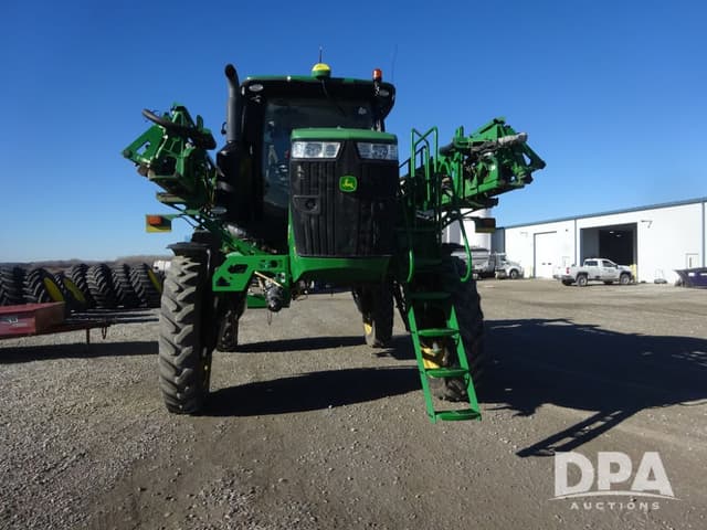 Image of John Deere R4038 equipment image 4
