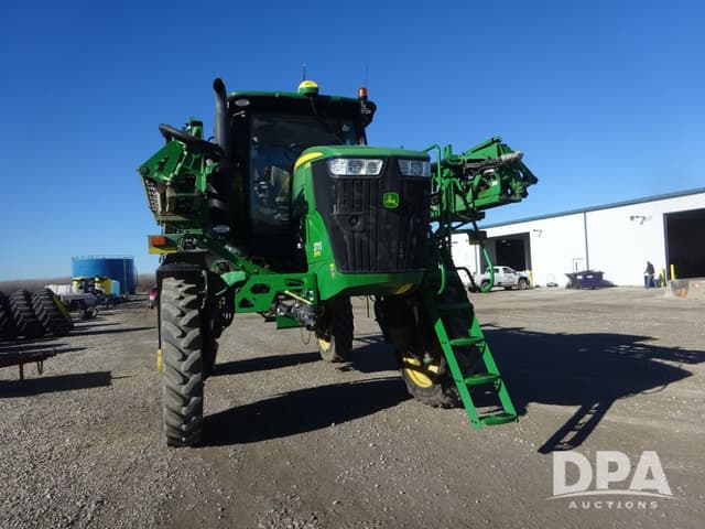 Image of John Deere R4038 equipment image 3