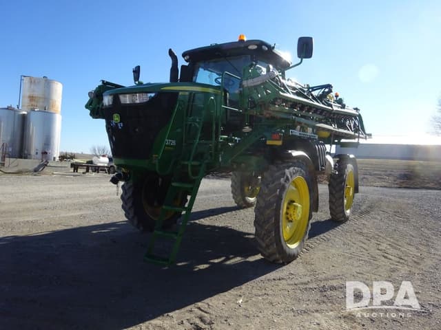 Image of John Deere R4038 equipment image 4