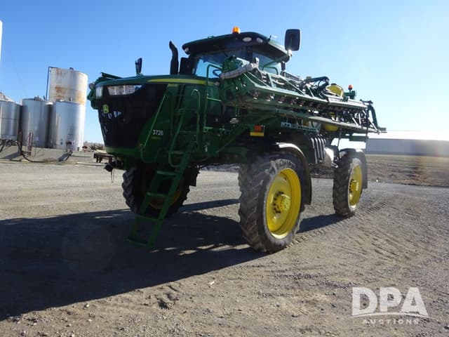 Image of John Deere R4038 equipment image 3