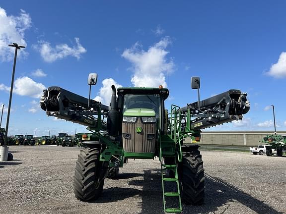 Image of John Deere R4044 equipment image 3