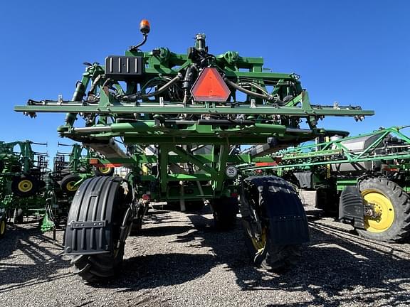 Image of John Deere R4044 equipment image 1