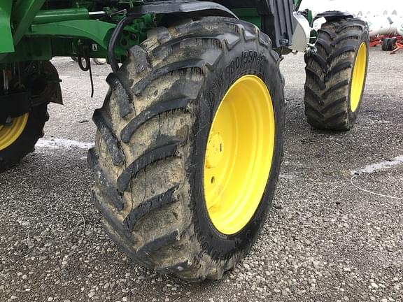 Main image John Deere R4044 9