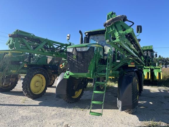 Main image John Deere R4044