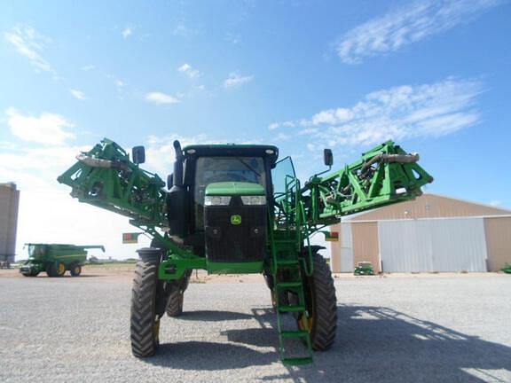 Image of John Deere R4044 equipment image 4