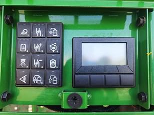 Main image John Deere R4044 27