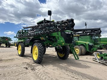 Main image John Deere R4044