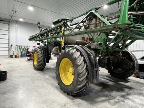 Image of John Deere R4044 equipment image 4